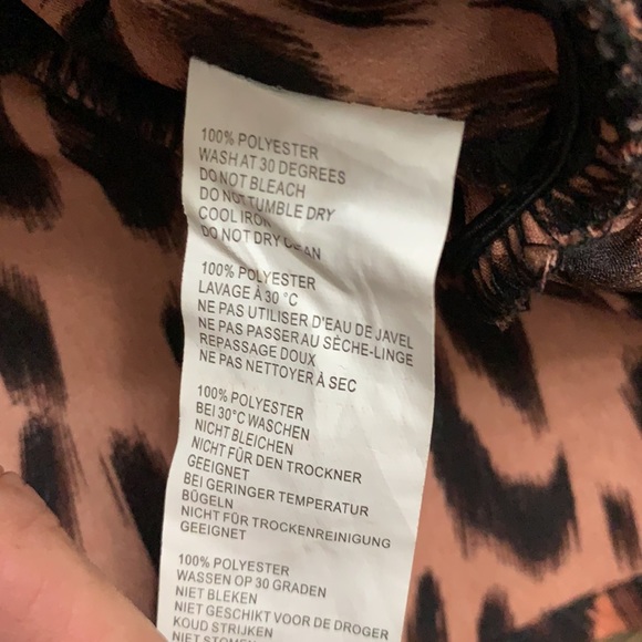 Nasty Gal leopard print top Size 4 - Picture 14 of 17